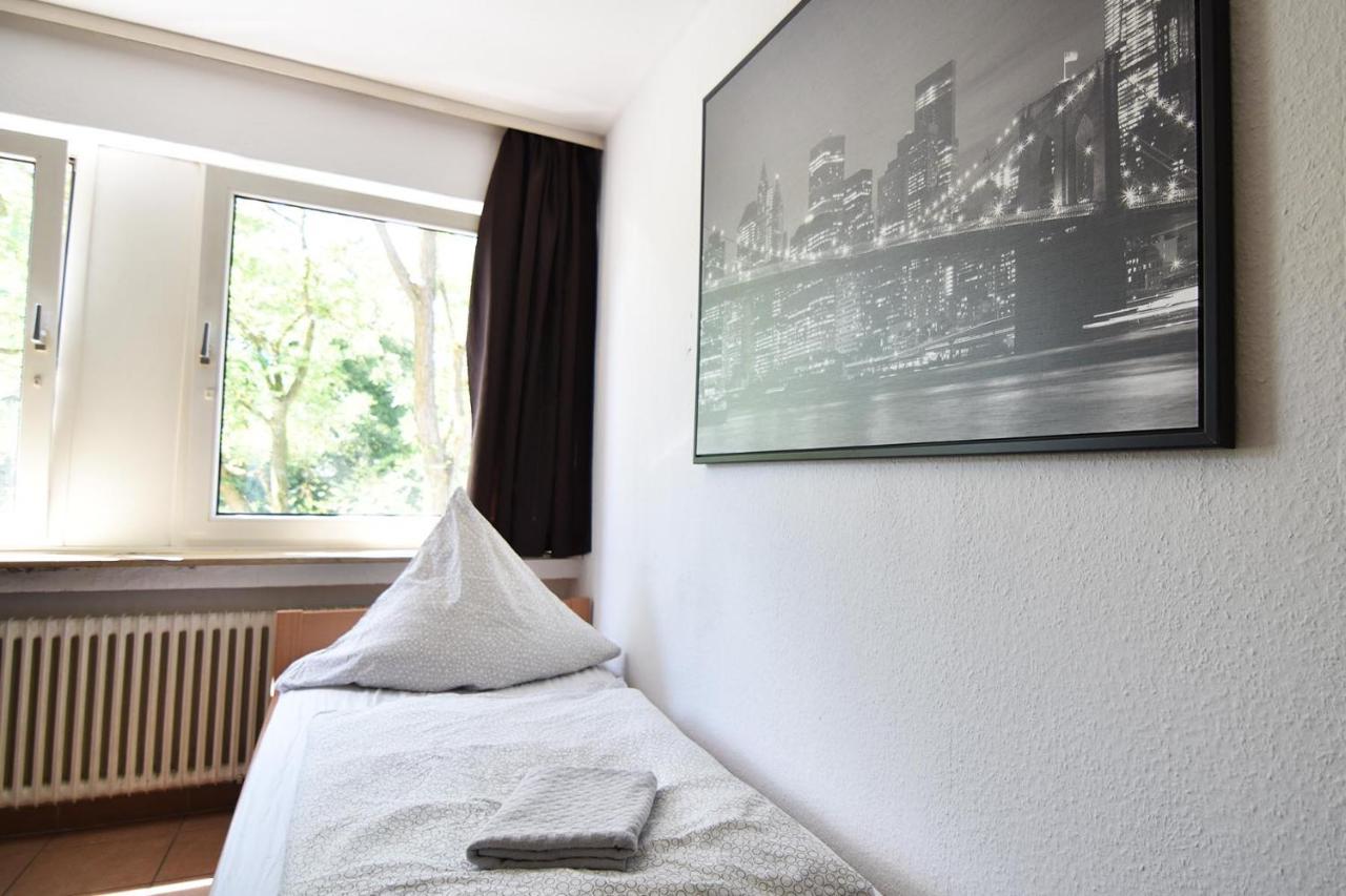 Koeln Hoehenberg Colonia Exterior foto