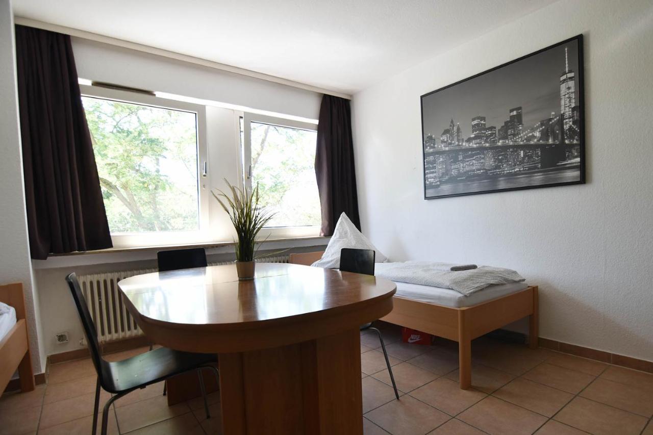 Koeln Hoehenberg Colonia Exterior foto
